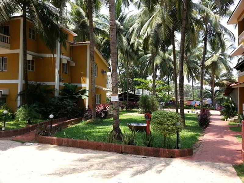 קלנגוטה Palm Resort מראה חיצוני תמונה